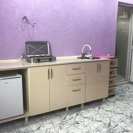 Guest House Saba Batumi Bagian luar foto